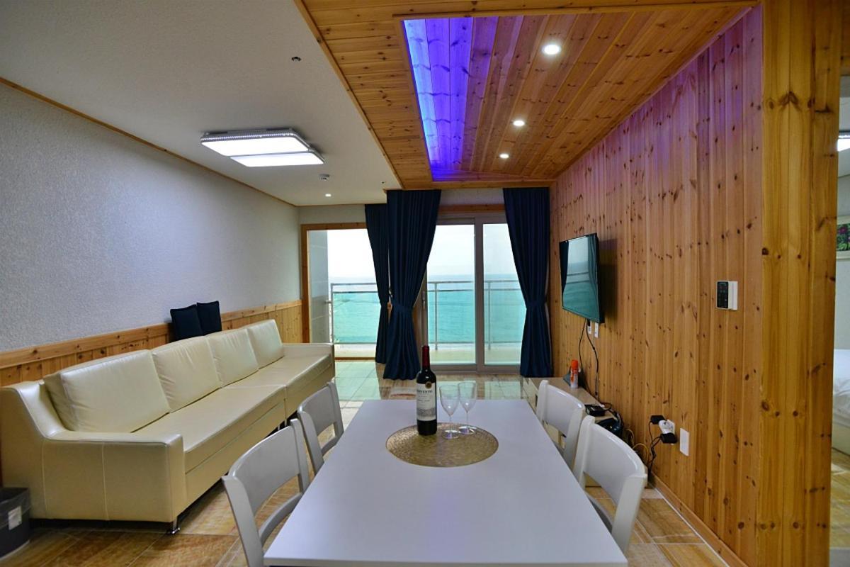The Four Hills Jeju Hotel Екстериор снимка